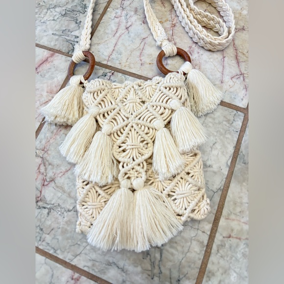 Spell And The Gypsy Flora Macrame
Crossbody Bag Neutral - Picture 4 of 9